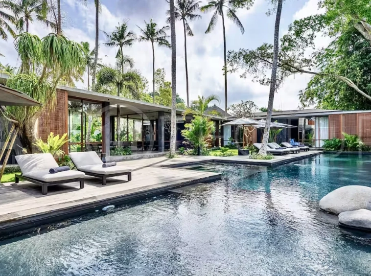 Magnificent-Jungle-View-Villa-for-Sale-in-Ubud-Bali-3
