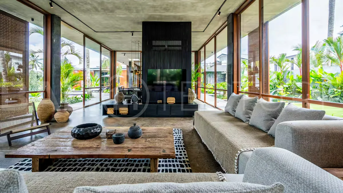 Magnificent-Jungle-View-Villa-for-Sale-in-Ubud-Bali-4