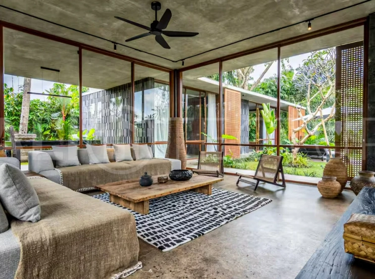 Magnificent-Jungle-View-Villa-for-Sale-in-Ubud-Bali-5