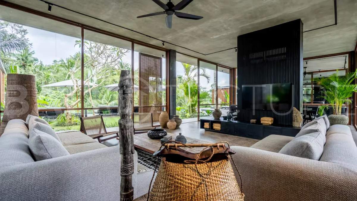 Magnificent-Jungle-View-Villa-for-Sale-in-Ubud-Bali-6