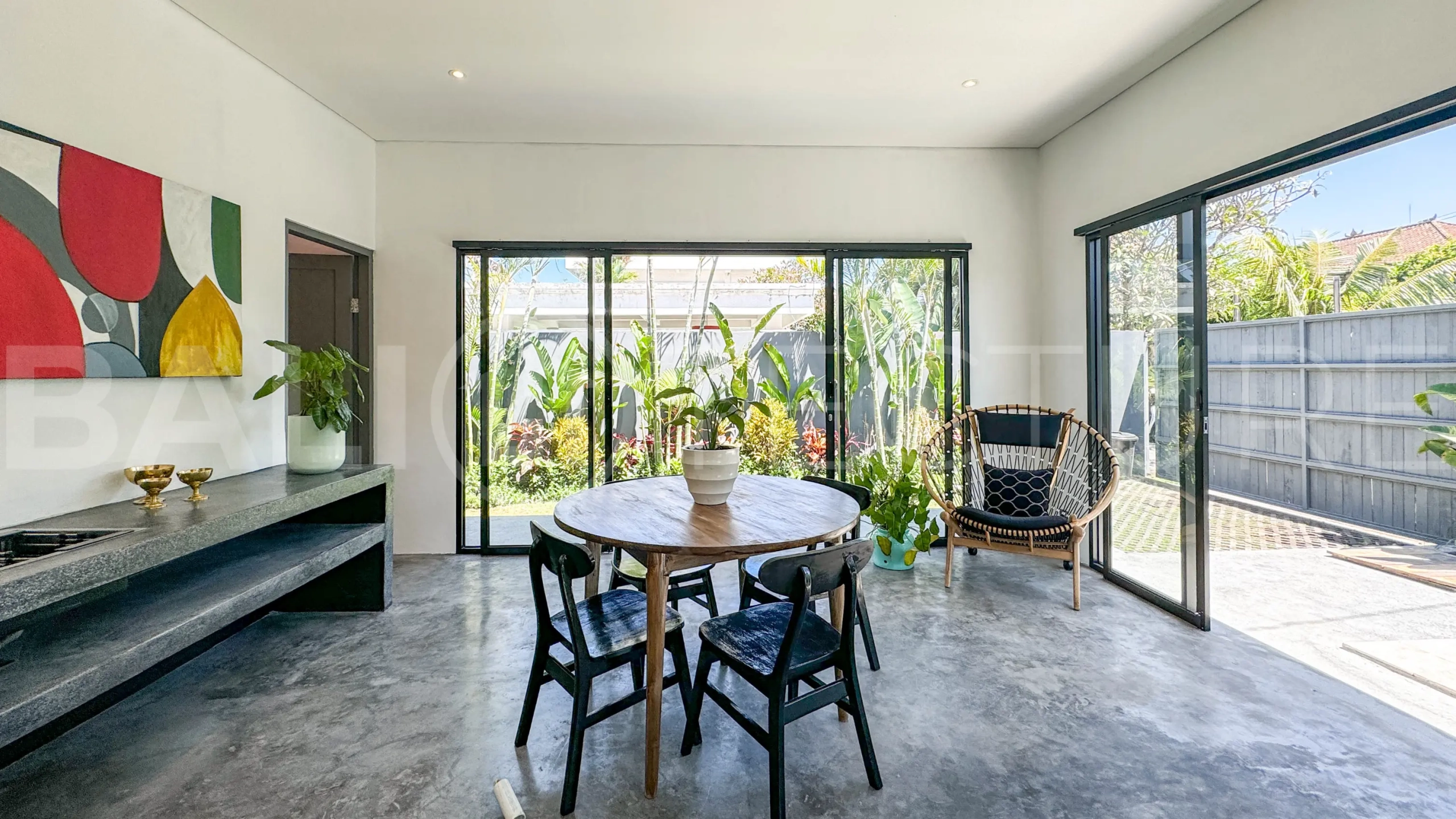 Tranquil-2-Bedroom-Villa-for-Sale-between-Kerobokan-and-Umalas-14