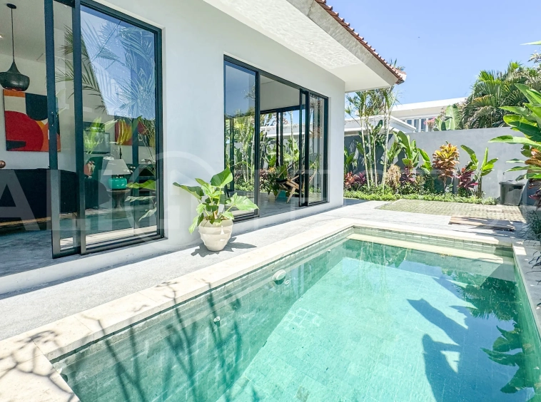 Tranquil-2-Bedroom-Villa-for-Sale-between-Kerobokan-and-Umalas-16
