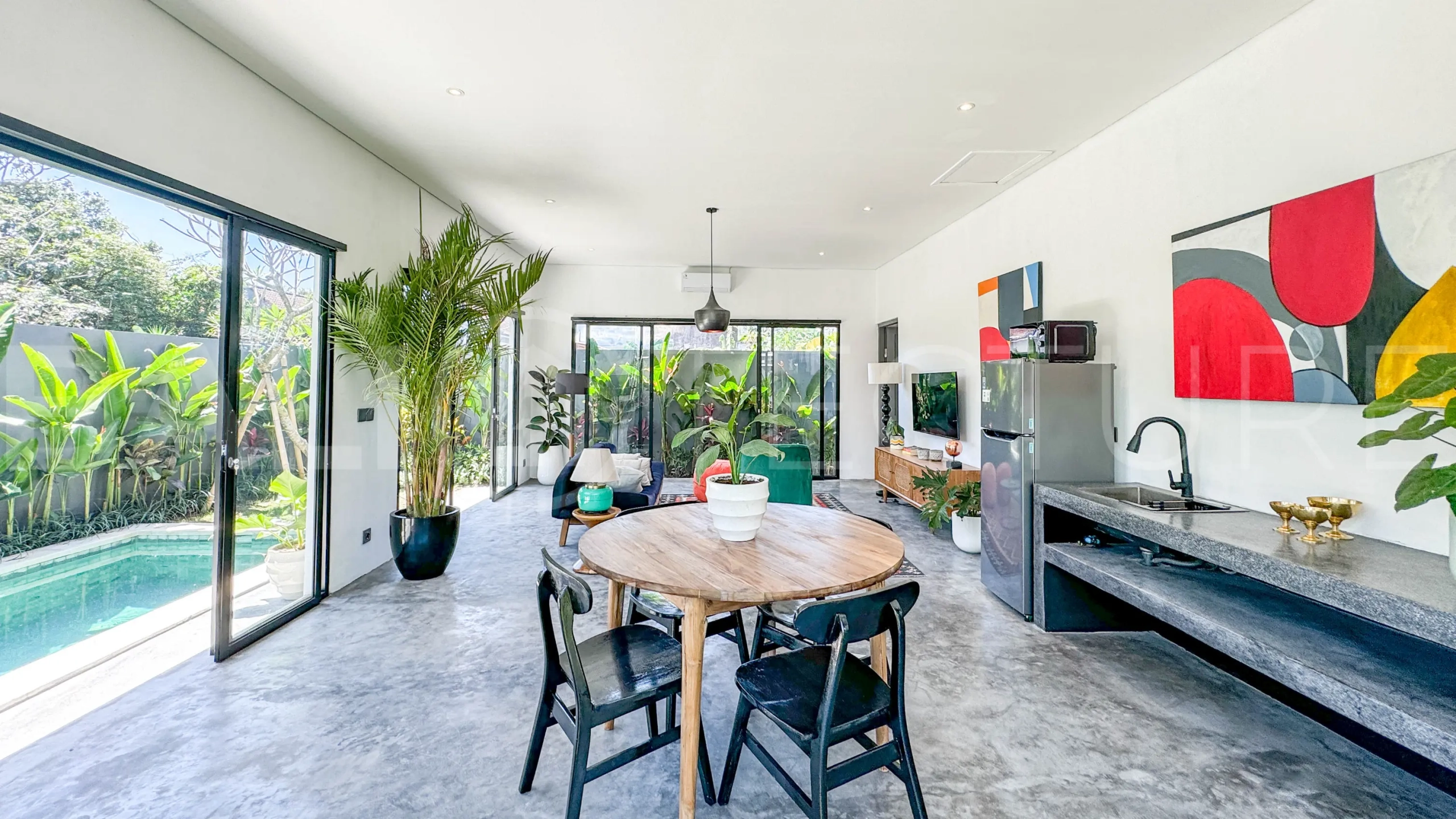 Tranquil-2-Bedroom-Villa-for-Sale-between-Kerobokan-and-Umalas-18