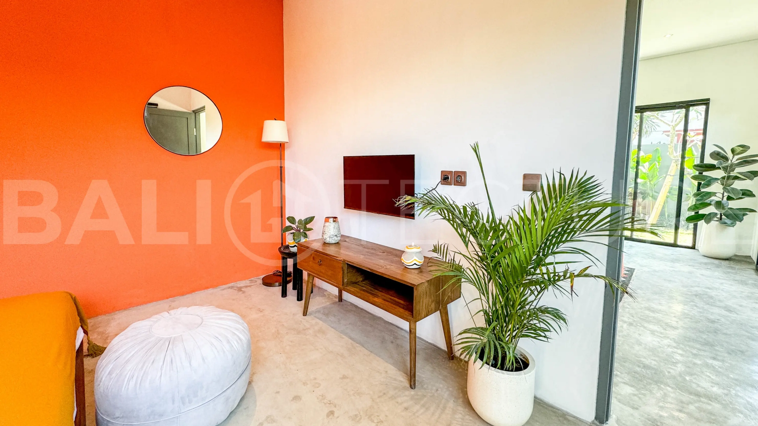 Tranquil-2-Bedroom-Villa-for-Sale-between-Kerobokan-and-Umalas-3