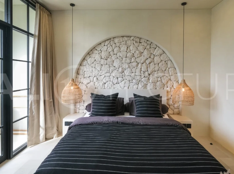 Tropical-Mediterranean-Villa-for-Sale-in-Pererenan-12