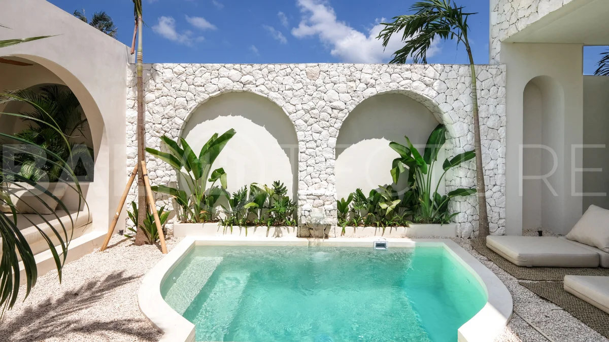 Tropical-Mediterranean-Villa-for-Sale-in-Pererenan-2