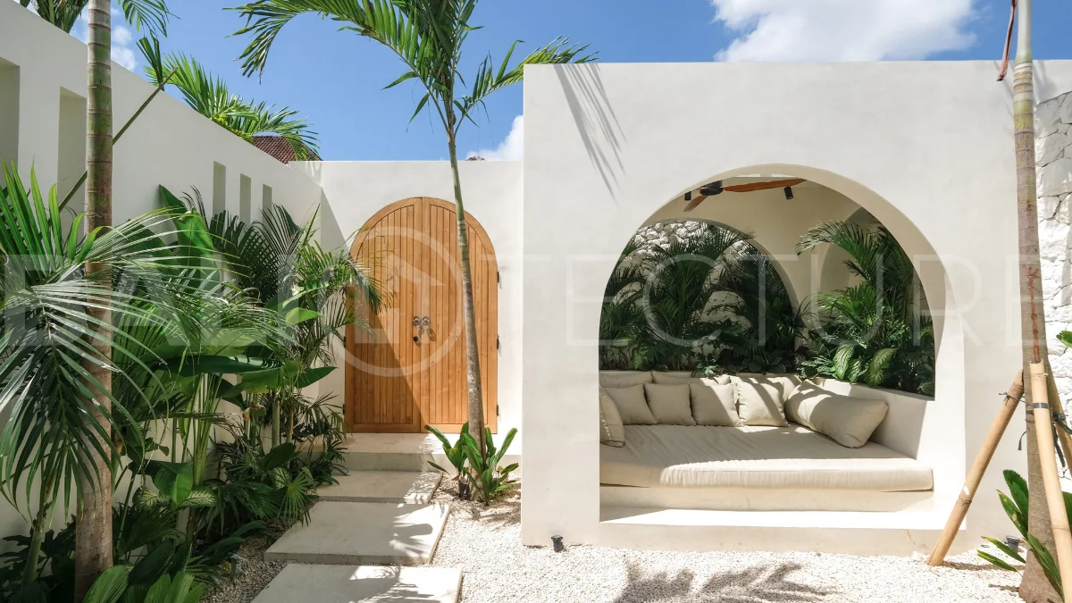 Tropical-Mediterranean-Villa-for-Sale-in-Pererenan-3