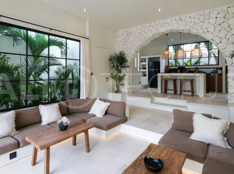 Tropical-Mediterranean-Villa-for-Sale-in-Pererenan-6