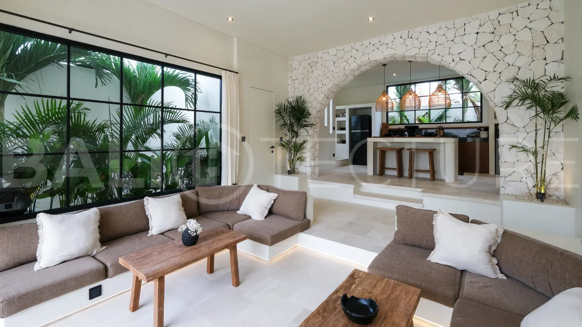 Tropical-Mediterranean-Villa-for-Sale-in-Pererenan-6