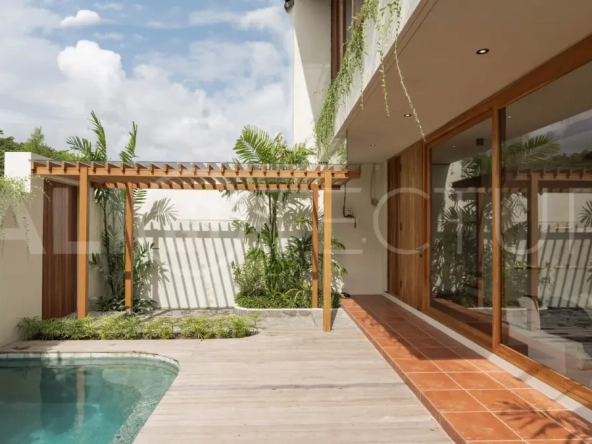 Stunning Canggu Escape Private Pool Villas in Prime Location 8
