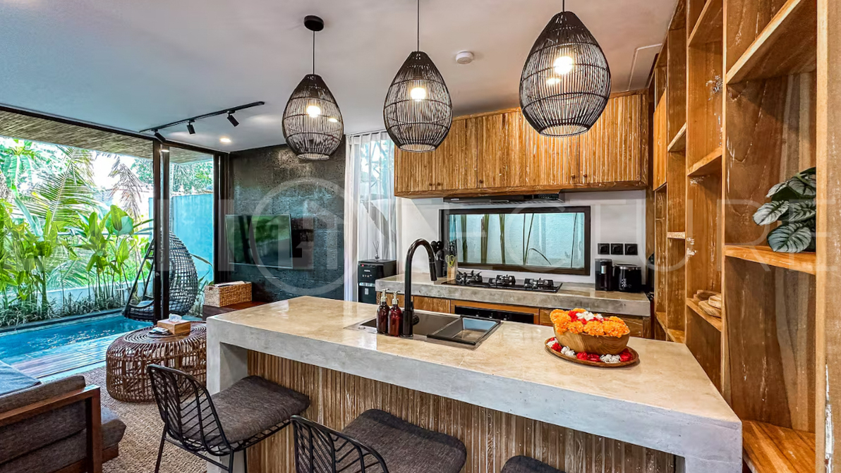 Tropical-Modern-Villa-for-Sale-near-Nuanu-City-Nyanyi-4