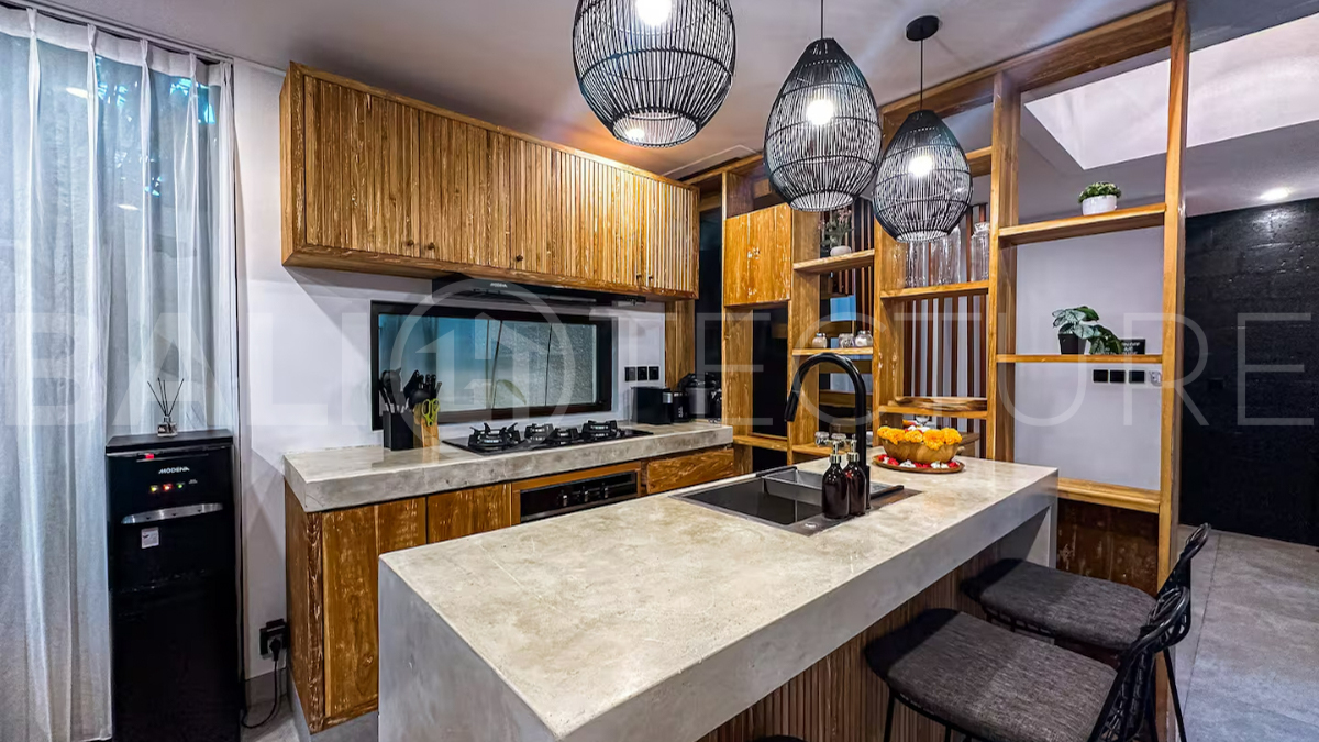 Tropical-Modern-Villa-for-Sale-near-Nuanu-City-Nyanyi-7