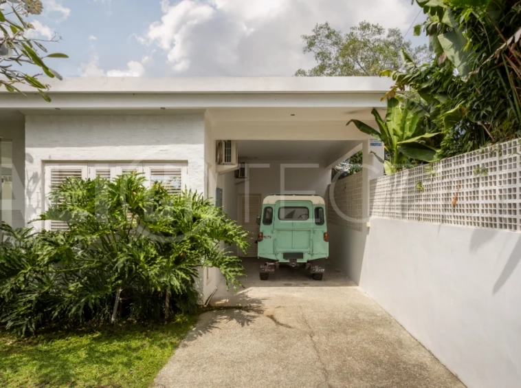 Grand-3-Bedroom-Villa-for-Sale-near-Echo-Beach-Canggu-27