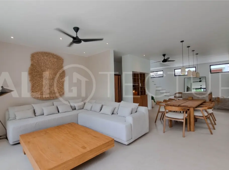 Brand New 3 Bedroom Villa in Prime Babakan Location9