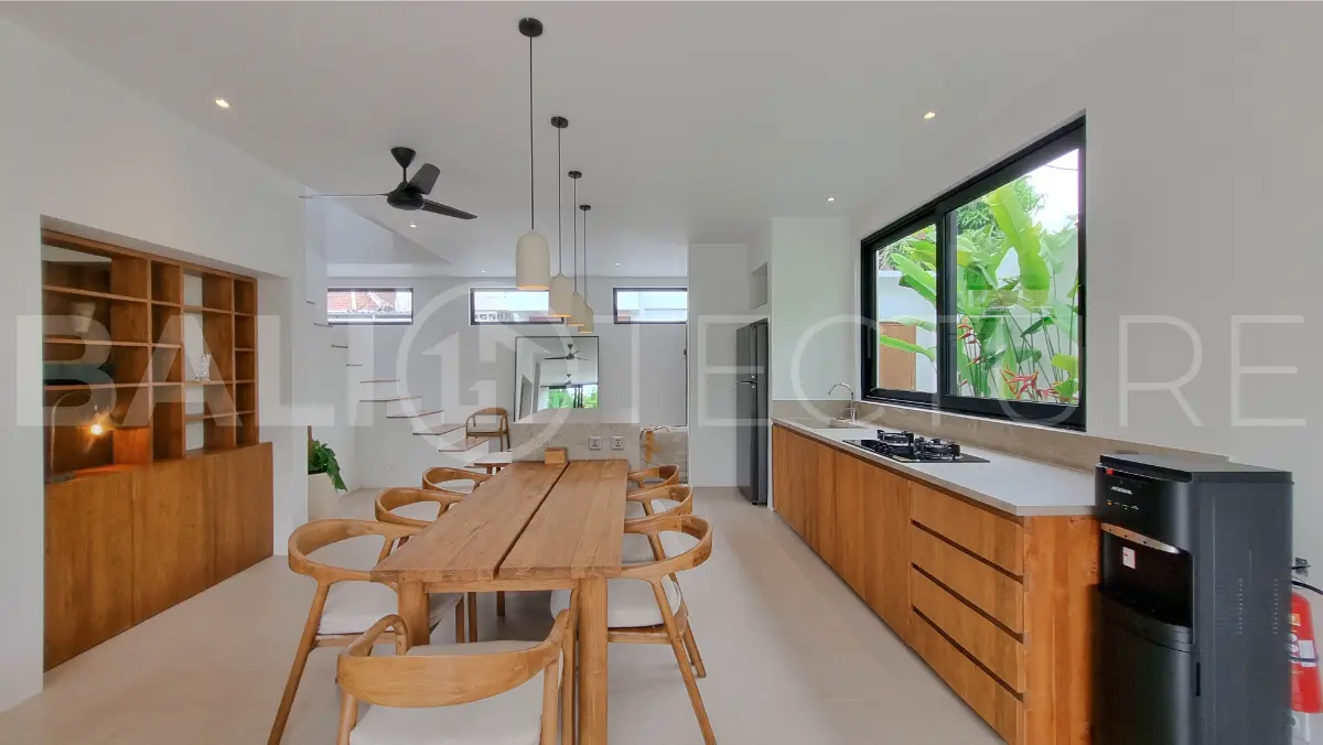 Brand New 3 Bedroom Villa in Prime Babakan Location10