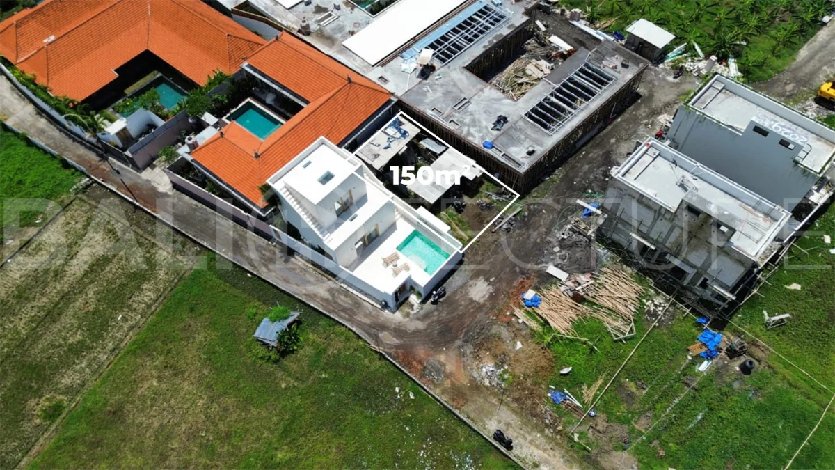 Rare-Ricefield-View-Land-for-Sale-in-Munggu-2