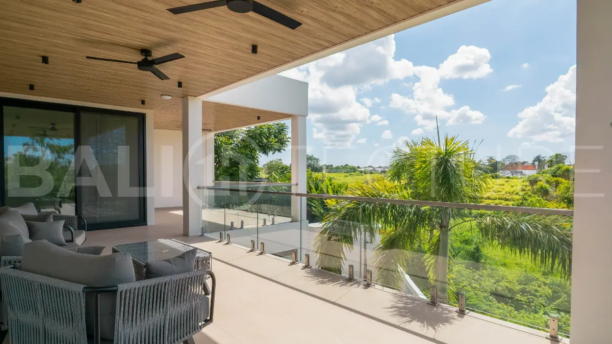Sustainable Luxury Living, Smart 5 Bedroom Villa in Tumbak Bayuh 12