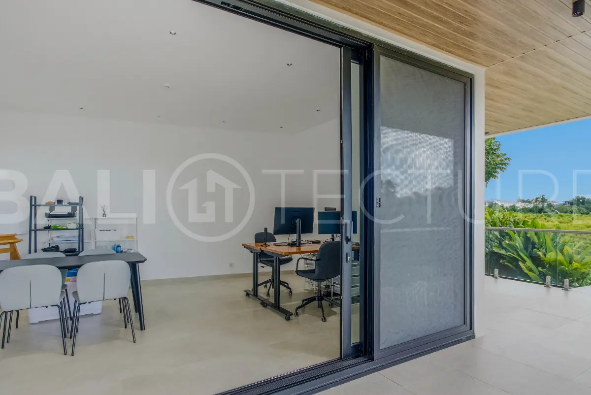 Sustainable Luxury Living, Smart 5 Bedroom Villa in Tumbak Bayuh 22