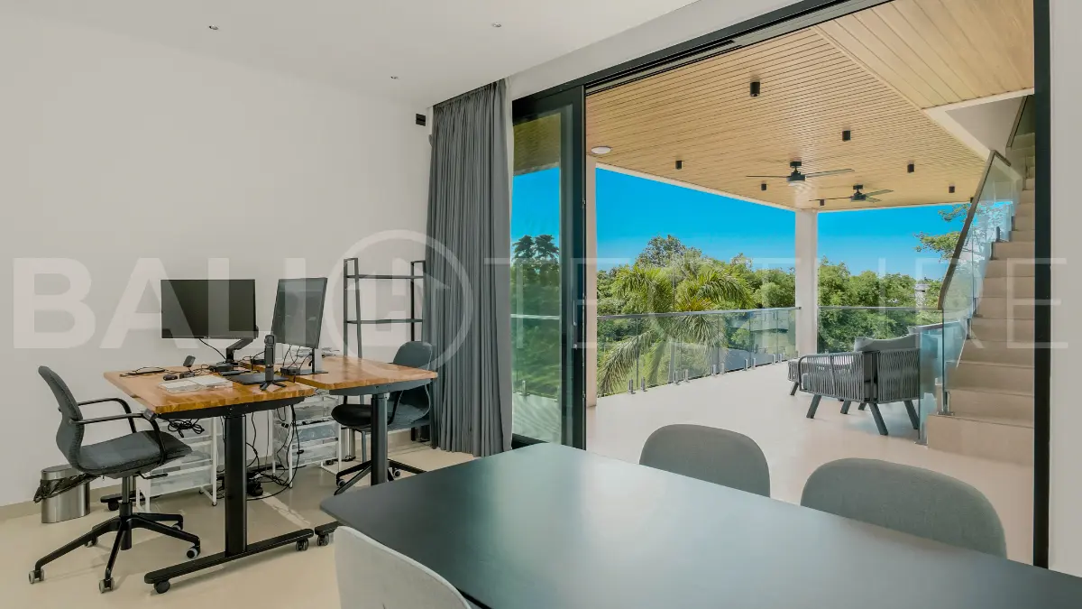 Sustainable Luxury Living, Smart 5 Bedroom Villa in Tumbak Bayuh 23