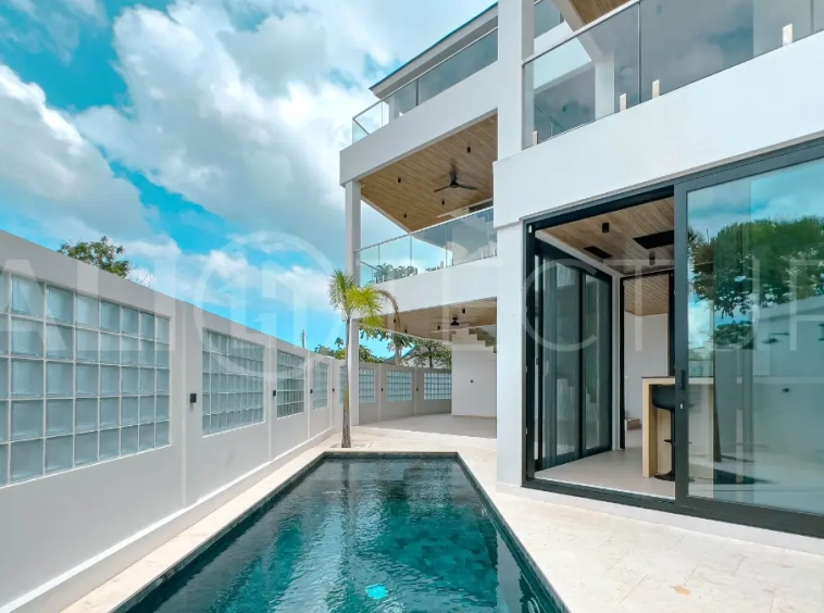 Sustainable Luxury Living, Smart 5 Bedroom Villa in Tumbak Bayuh 2