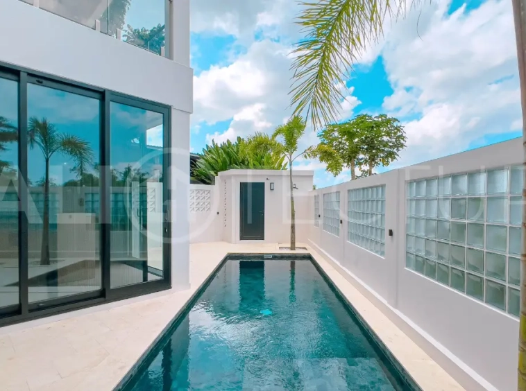 Sustainable Luxury Living, Smart 5 Bedroom Villa in Tumbak Bayuh 3