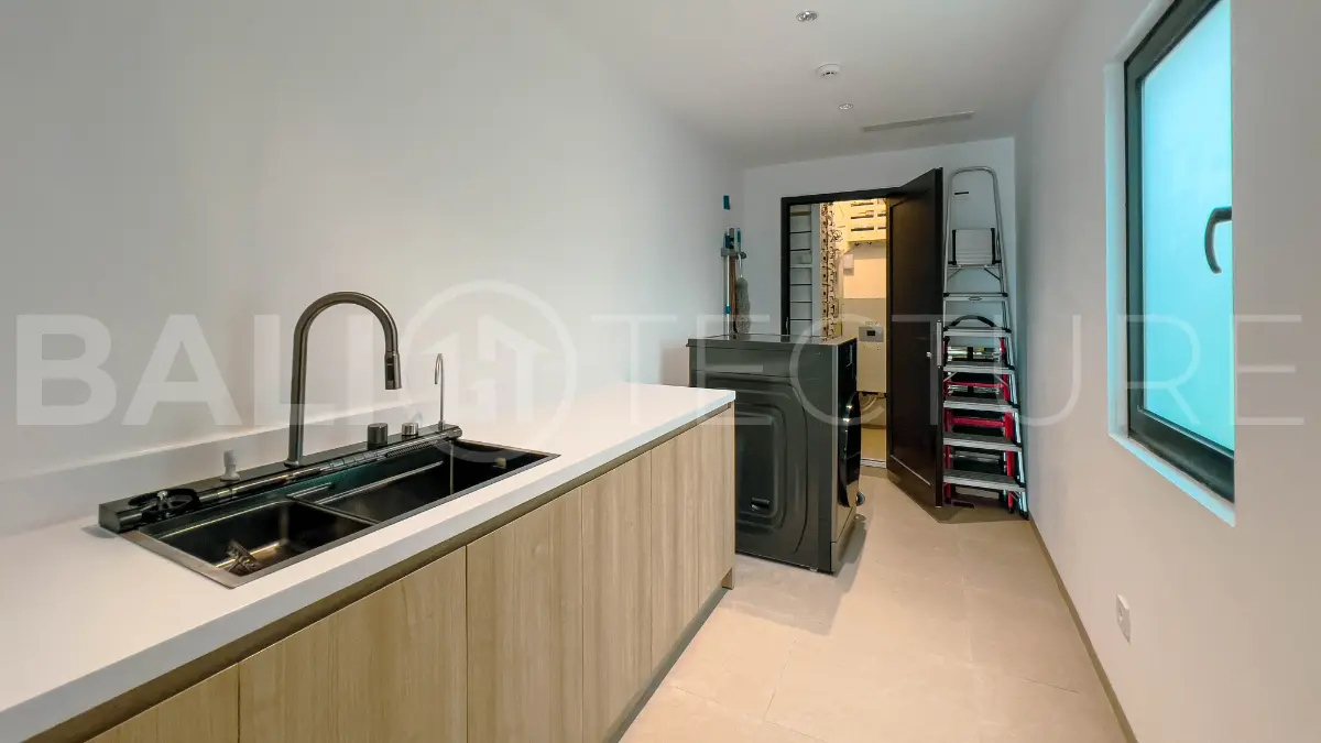 Sustainable Luxury Living, Smart 5 Bedroom Villa in Tumbak Bayuh 5