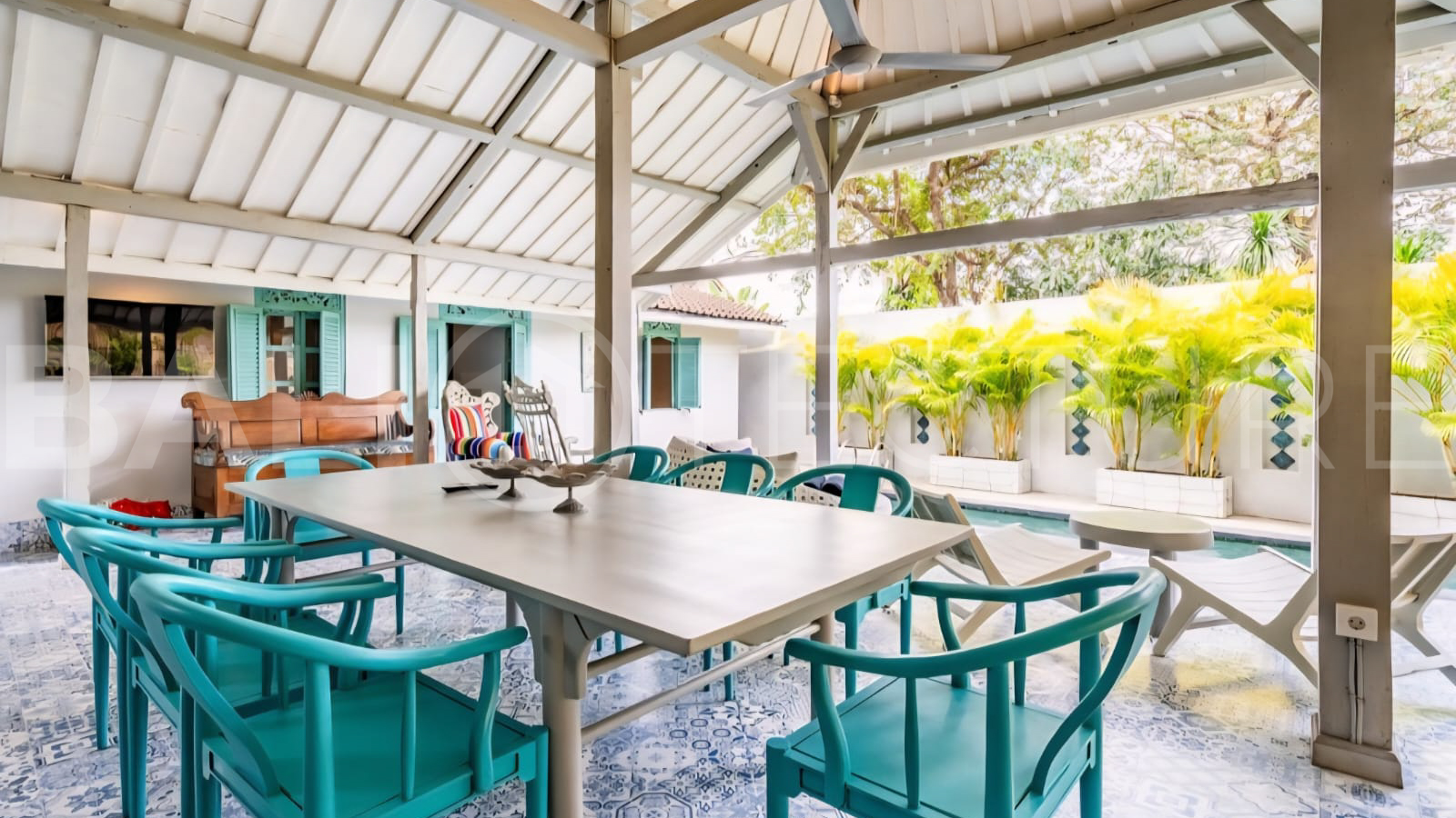 Classic-3-Bedroom-Villa-for-Sale-in-Babakan-Canggu-5