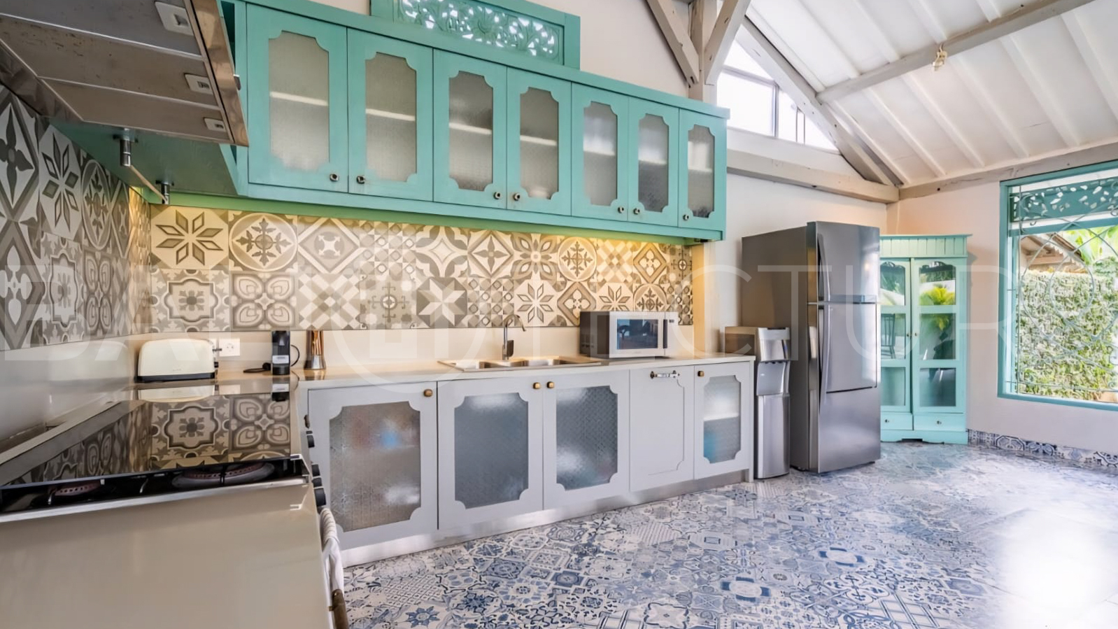 Classic-3-Bedroom-Villa-for-Sale-in-Babakan-Canggu-6