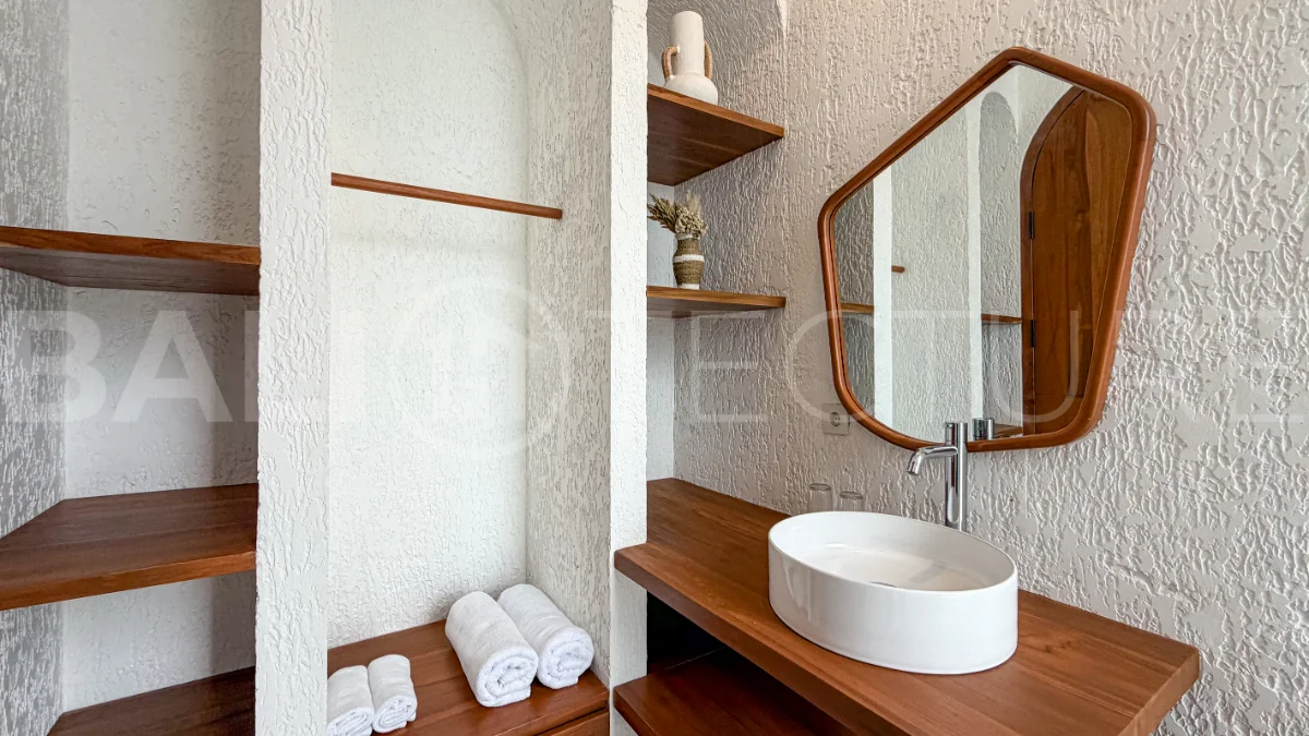 Stunning-View-3-Bedroom-Villa-for-Sale-between-Ungasan-and-Uluwatu-41