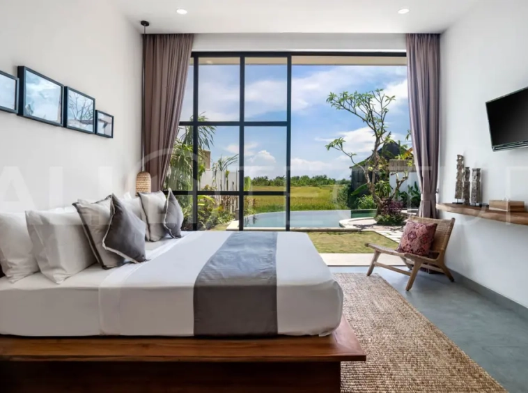 Modern 2-Bedroom Tropical Villa with Rice Field Views in Cemagi10