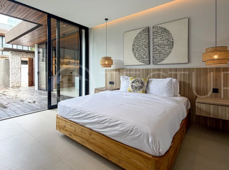 Brand-New-3-Bedroom-Villa-for-Sale-in-a-One-Gated-Complex-in-Kuta-10