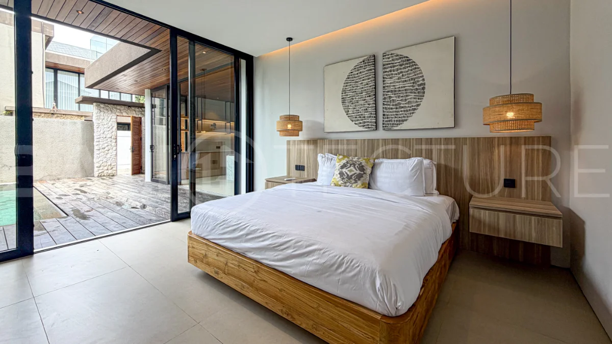Brand-New-3-Bedroom-Villa-for-Sale-in-a-One-Gated-Complex-in-Kuta-10