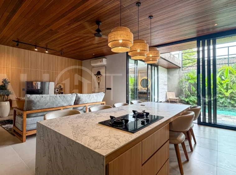 Brand-New-3-Bedroom-Villa-for-Sale-in-a-One-Gated-Complex-in-Kuta-15