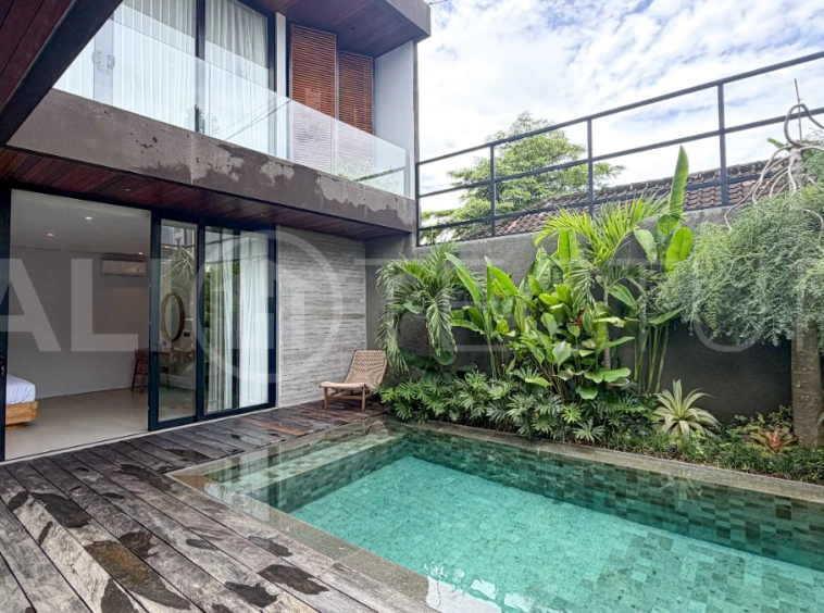 Brand-New-3-Bedroom-Villa-for-Sale-in-a-One-Gated-Complex-in-Kuta-2