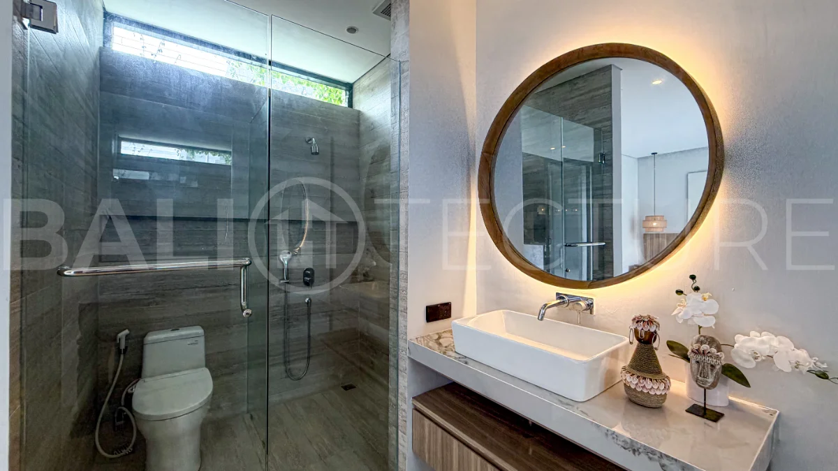 Brand-New-3-Bedroom-Villa-for-Sale-in-a-One-Gated-Complex-in-Kuta-7