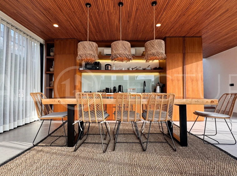 Desa-Hut-2-Bedroom-Tropical-Villa-for-Sale-in-Kerobokan-68