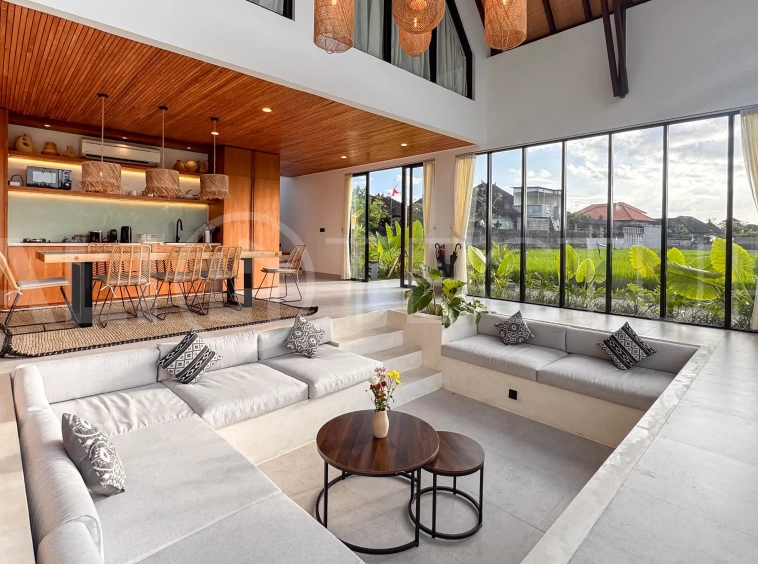 Desa-Hut-2-Bedroom-Tropical-Villa-for-Sale-in-Kerobokan-85