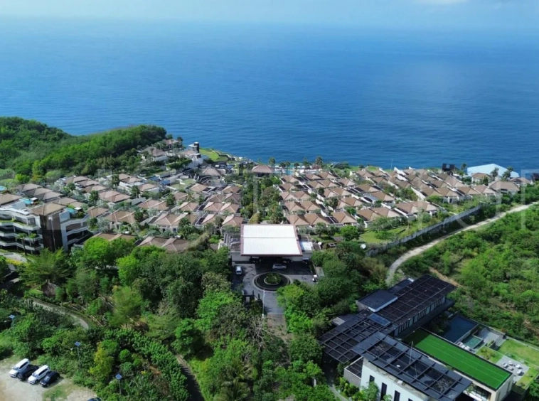 Exceptional-Ocean-View-Development-Land-for-Sale-in-Pecatu-Uluwatu-3