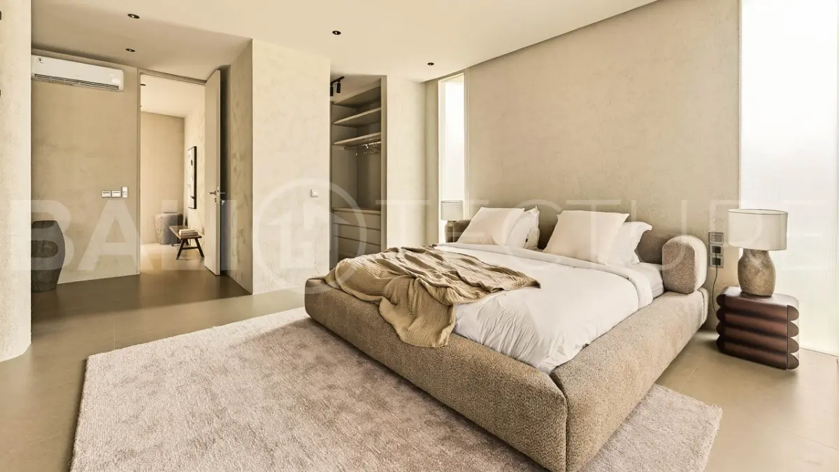 Modern Tropical 3BR Villa in Berawa – Minutes to FINNS & Atlas5