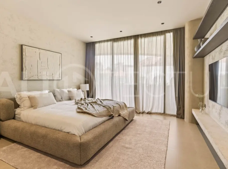 Modern Tropical 3BR Villa in Berawa – Minutes to FINNS & Atlas14