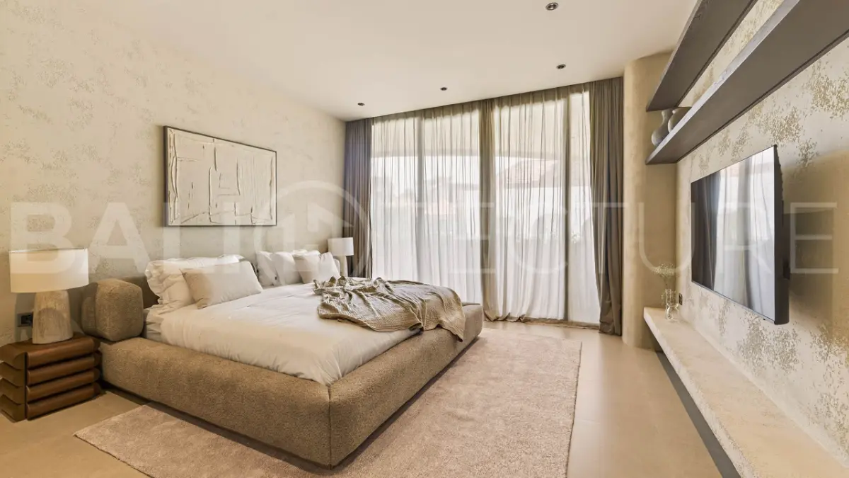Modern Tropical 3BR Villa in Berawa – Minutes to FINNS & Atlas14