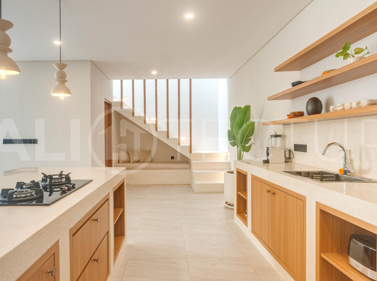 Brand New 5 Bedroom Leasehold Villa for Sale in Tumbak Bayuh 9