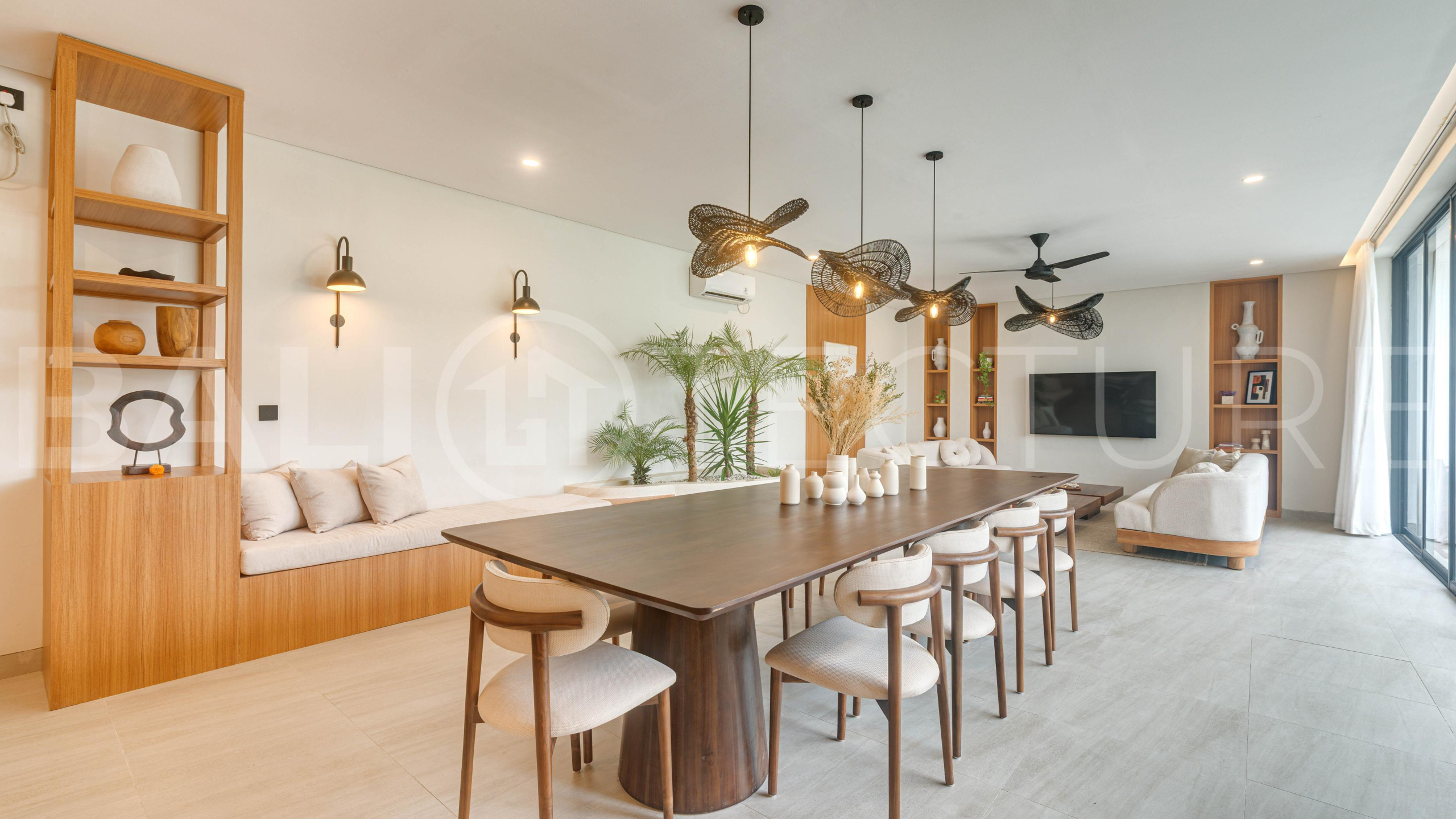 Brand New 5 Bedroom Leasehold Villa for Sale in Tumbak Bayuh 12