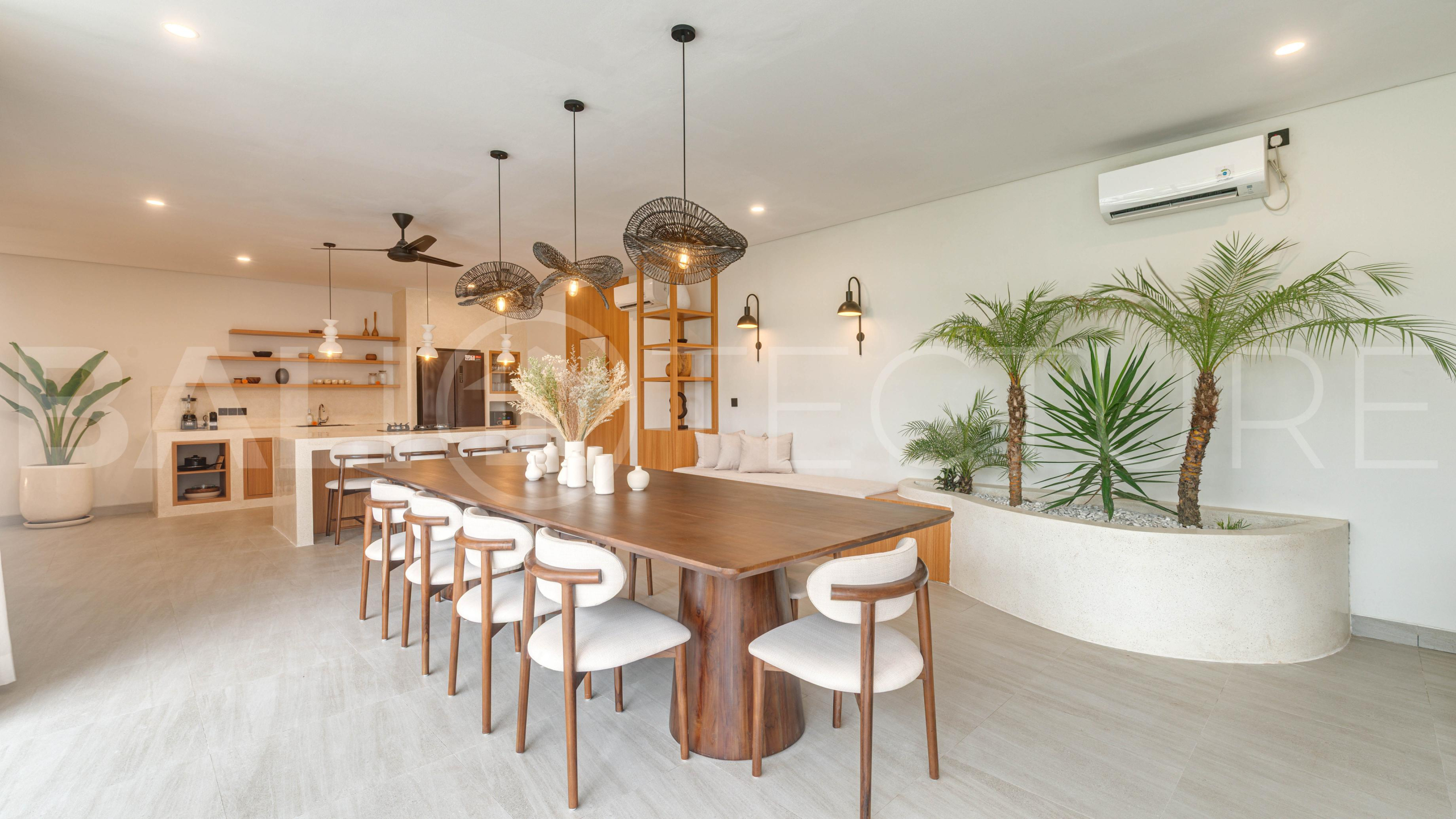 Brand New 5 Bedroom Leasehold Villa for Sale in Tumbak Bayuh 5