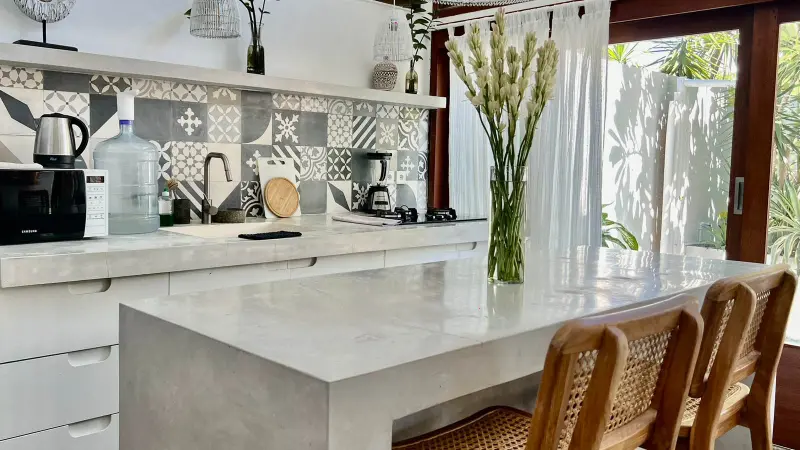 Modern Tropical 4-Bedroom Villa Complex in Pererenan15