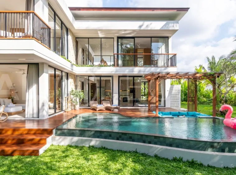 Spacious 3 Bedroom Luxury Villa in a Quiet Area Just Minutes from Ubud Center12