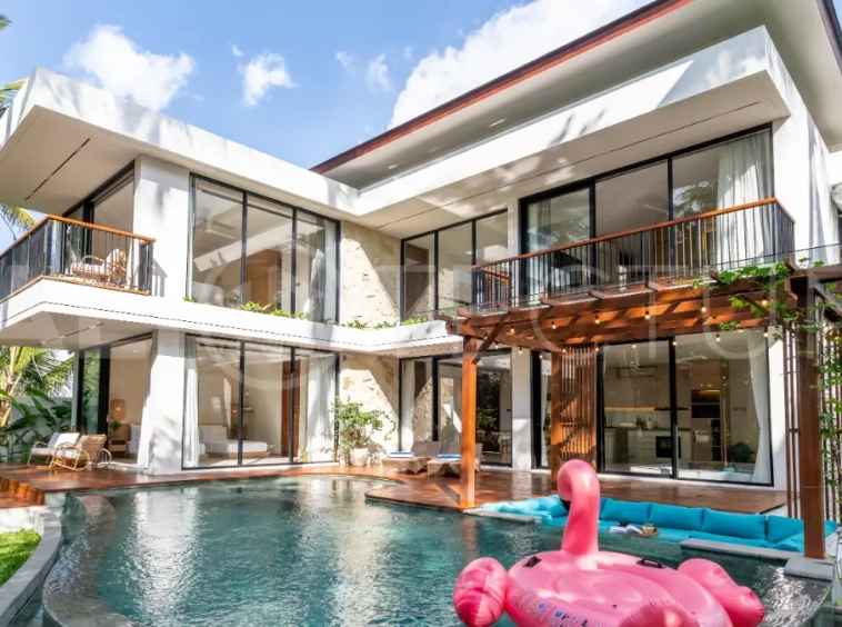 Spacious 3 Bedroom Luxury Villa in a Quiet Area Just Minutes from Ubud Center13