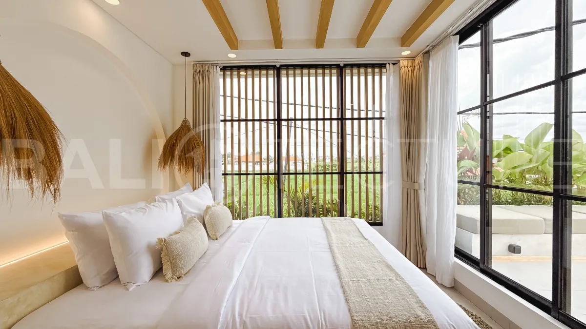 Ocean-View-3-Bedroom-Tropical-Villa-for-Sale-near-Cemagi-Beach-46