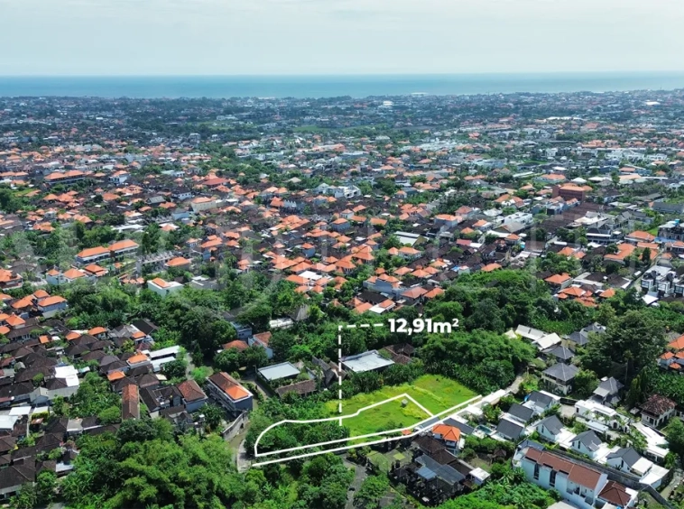 Residential-Land-for-Sale-in-a-Peaceful-Area-between-Kerobokan-and-Canggu-1