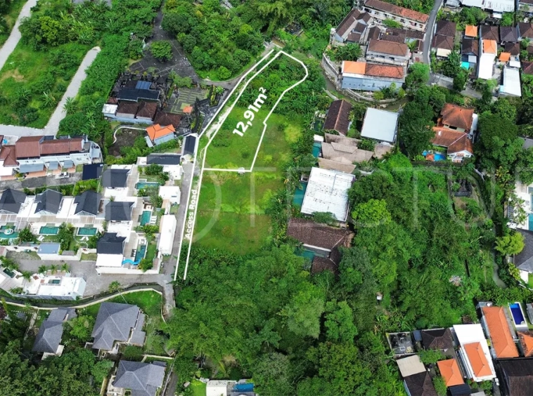Residential-Land-for-Sale-in-a-Peaceful-Area-between-Kerobokan-and-Canggu